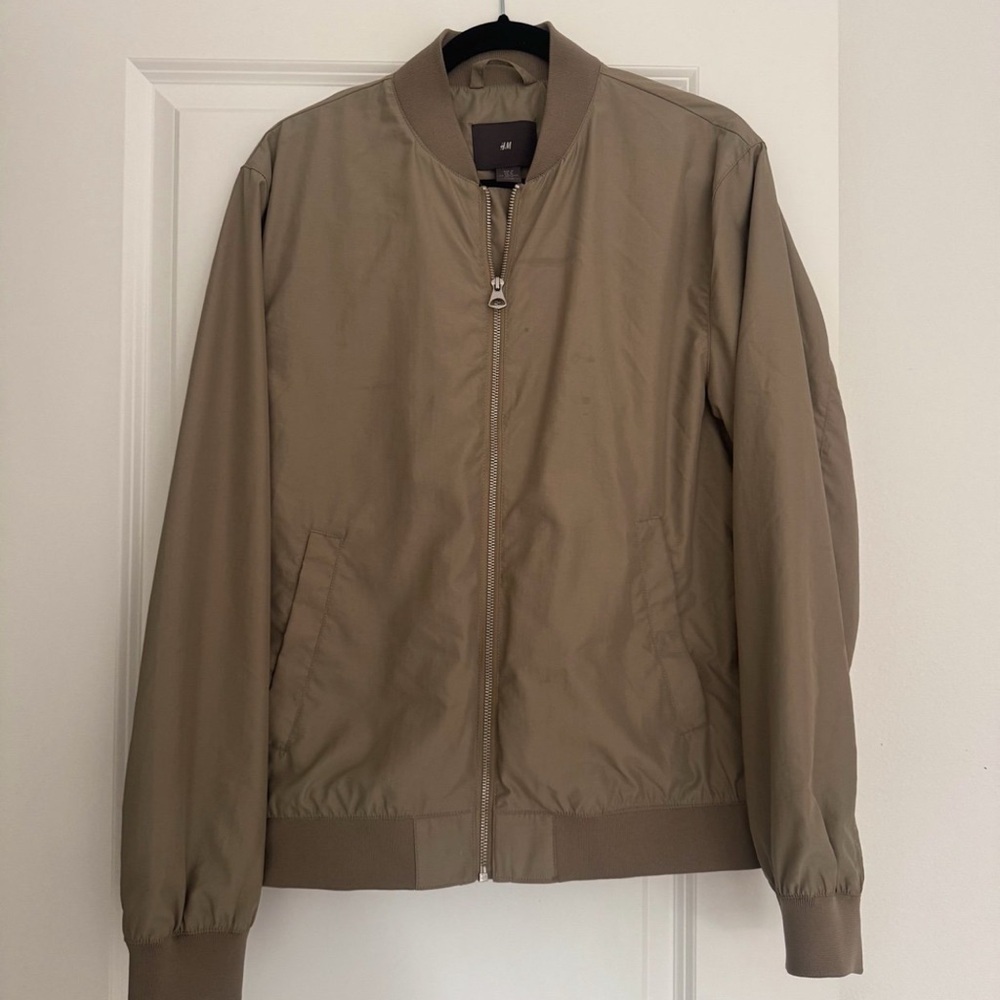H&M men’s nylon blend Fall bomber jacket coat size medium